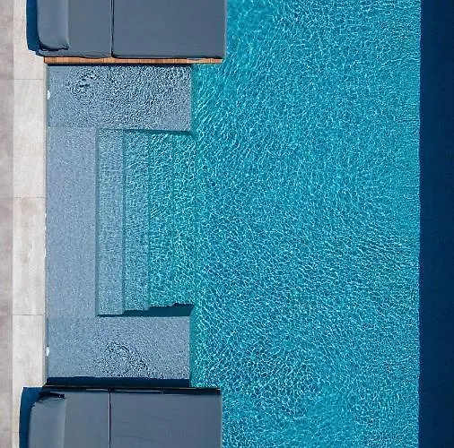 Villa Azzuro On Faragas *