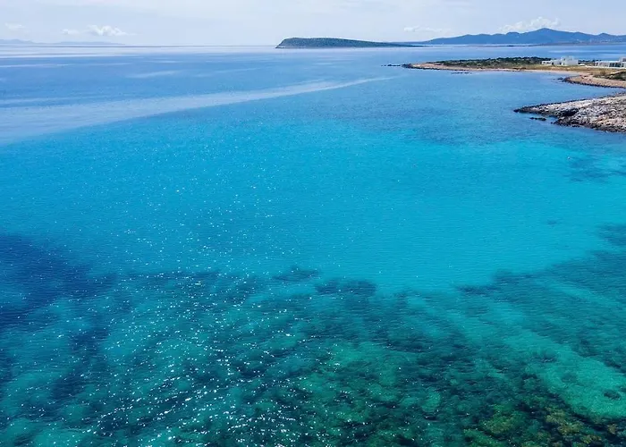 Azzuro On Faragas Villa Alikí