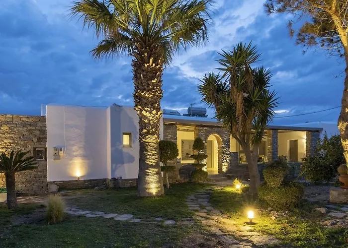 Azzuro On Faragas * Aliki (Paros)